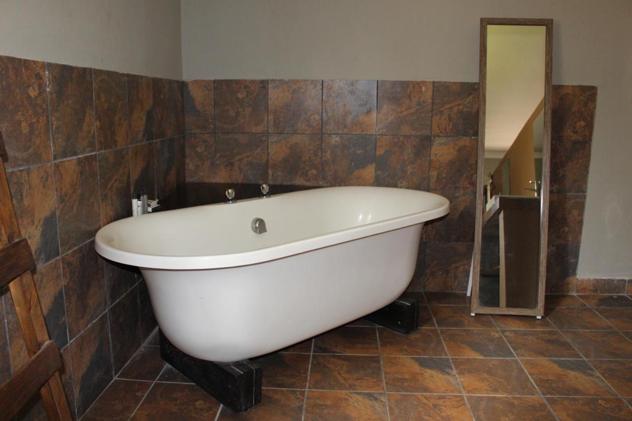 מאון Rivermews Hotel And Spa מראה חיצוני תמונה