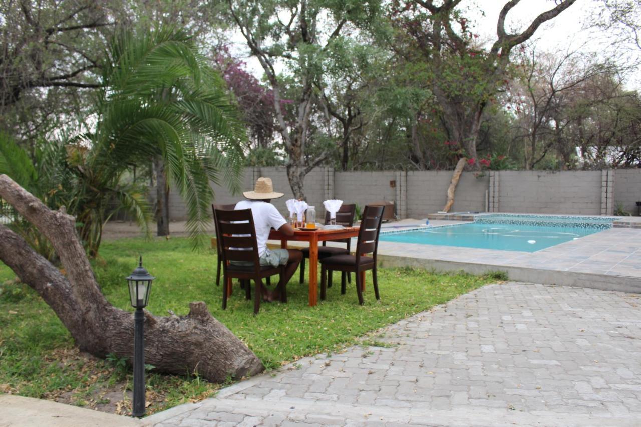 מאון Rivermews Hotel And Spa מראה חיצוני תמונה